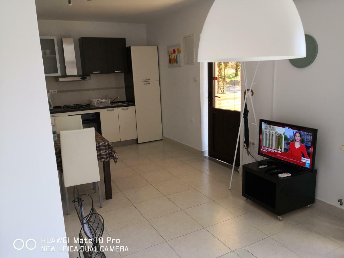 Apartmans Luce E Stella مالينسكا المظهر الخارجي الصورة